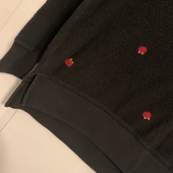 PINK Fleece Sweatshirt - Picture 3 of 5